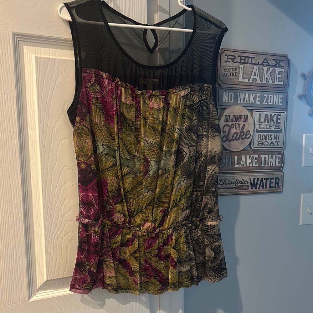 Floral Mesh Sleeveless Top. Beautiful.